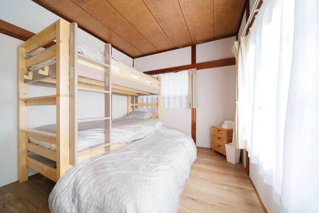名古屋城に1番近い名古屋市北区若鶴民泊 Toyoyama 0*,  Japan